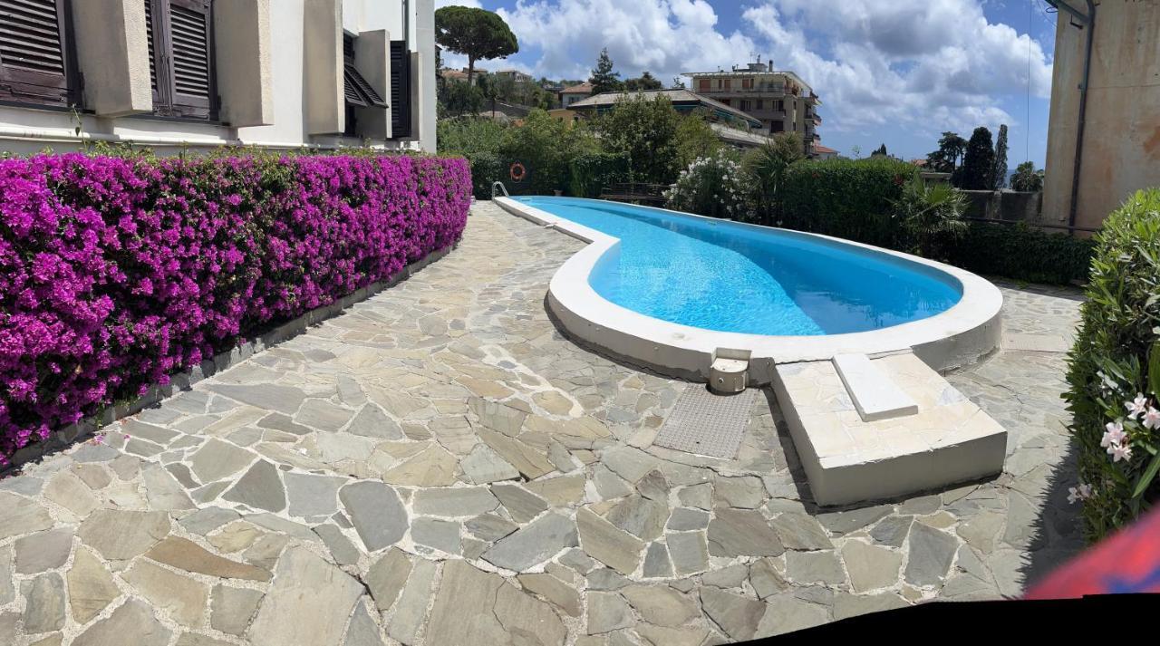 Nautilus Vista Mare Mozzafiato A 180 Gradi- Posto Auto Privato - 2 Camere Matrimoniali Piu 1 Divano Letto Singolo-Sky,Netflix-Wifi 200Mg Rapallo Exterior photo